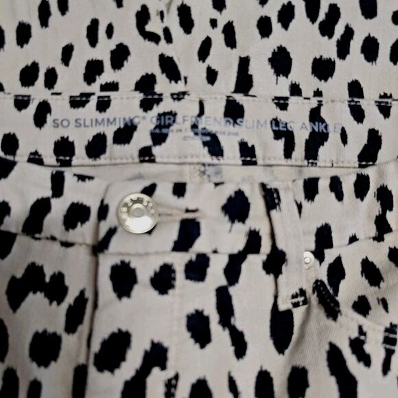 Chicos So Slimming Girlfriend Ankle Pants Chicos Sz 00R Leopard Print US Sz 2R - Picture 8 of 11